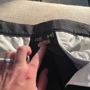 34x32 mens under armor golf pants, black with light white pinstripes